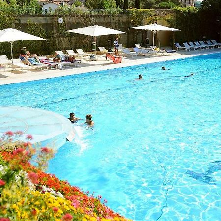 ホテル Parco Delle Piscine サルテアーノ エクステリア 写真