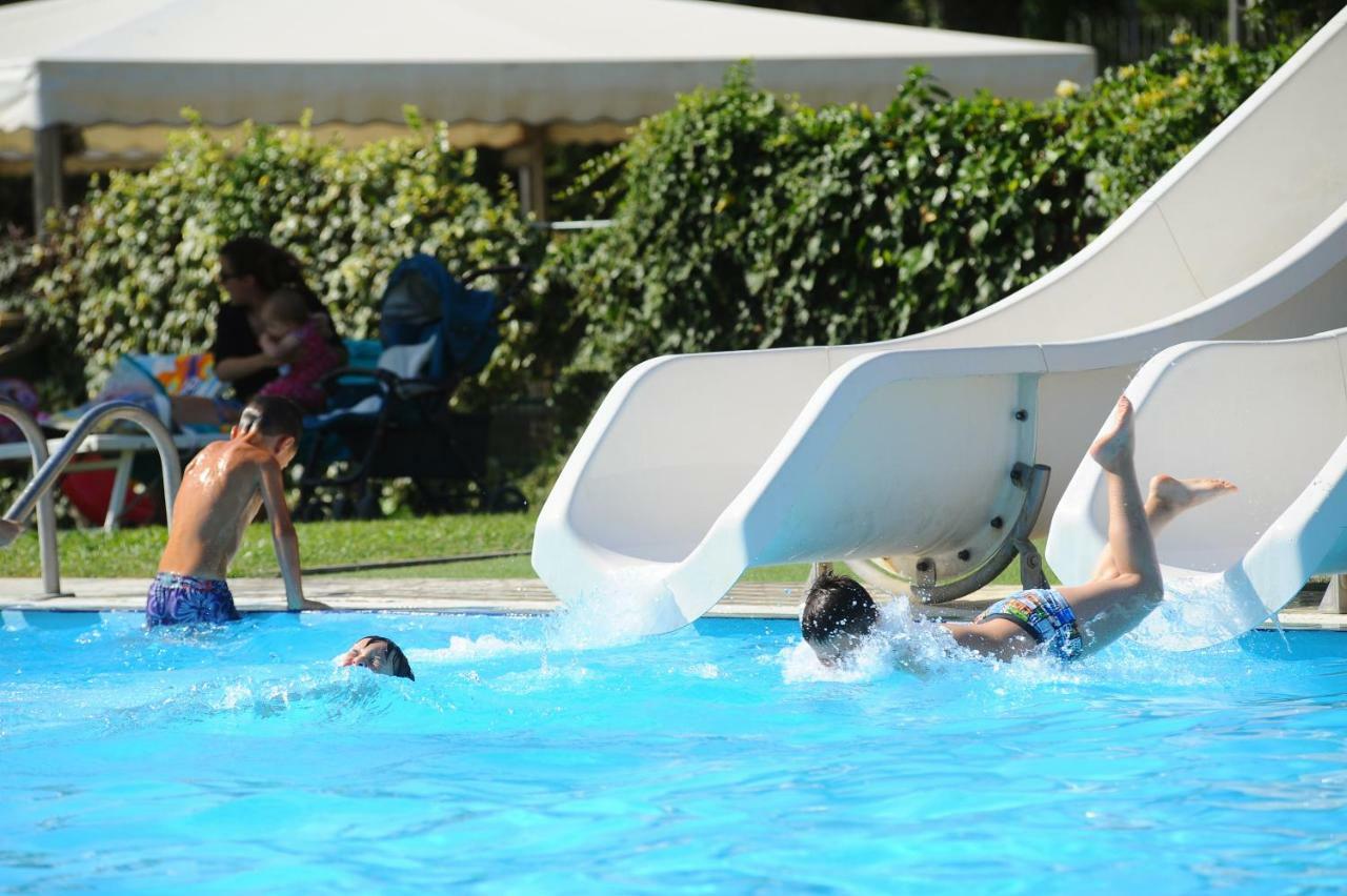 ホテル Parco Delle Piscine サルテアーノ エクステリア 写真