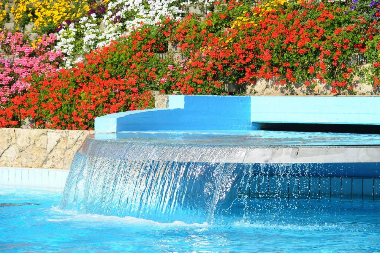 ホテル Parco Delle Piscine サルテアーノ エクステリア 写真